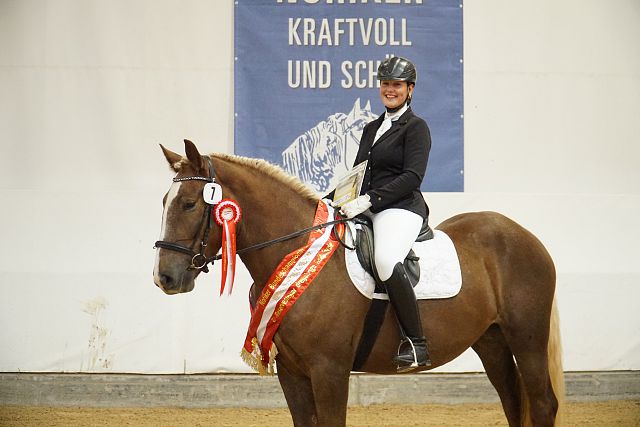 2. Bundesreservesiegerin 3jährig – Rabea n. Granat Diamant XVII – B. Silvia Gastager, Nötsch
